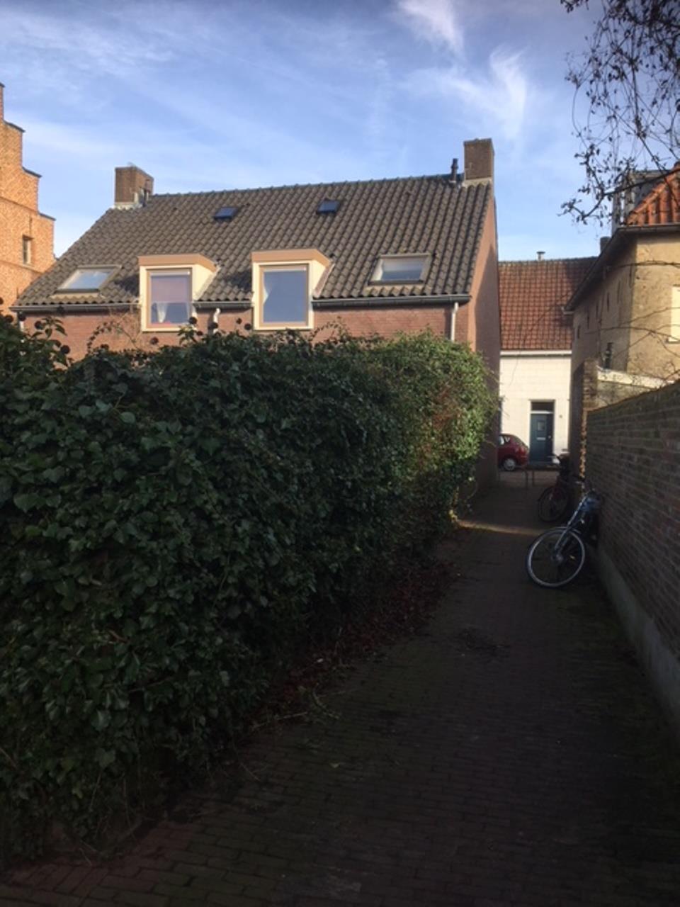 Koetsveldstraat 9