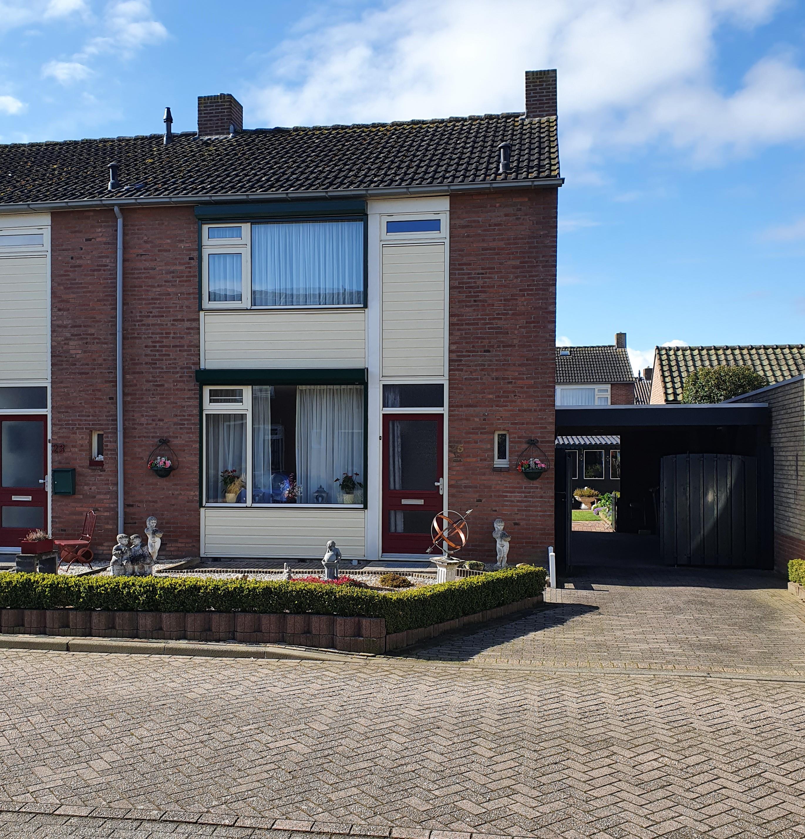 Vicariestraat 25, 6685 AM Haalderen, Nederland