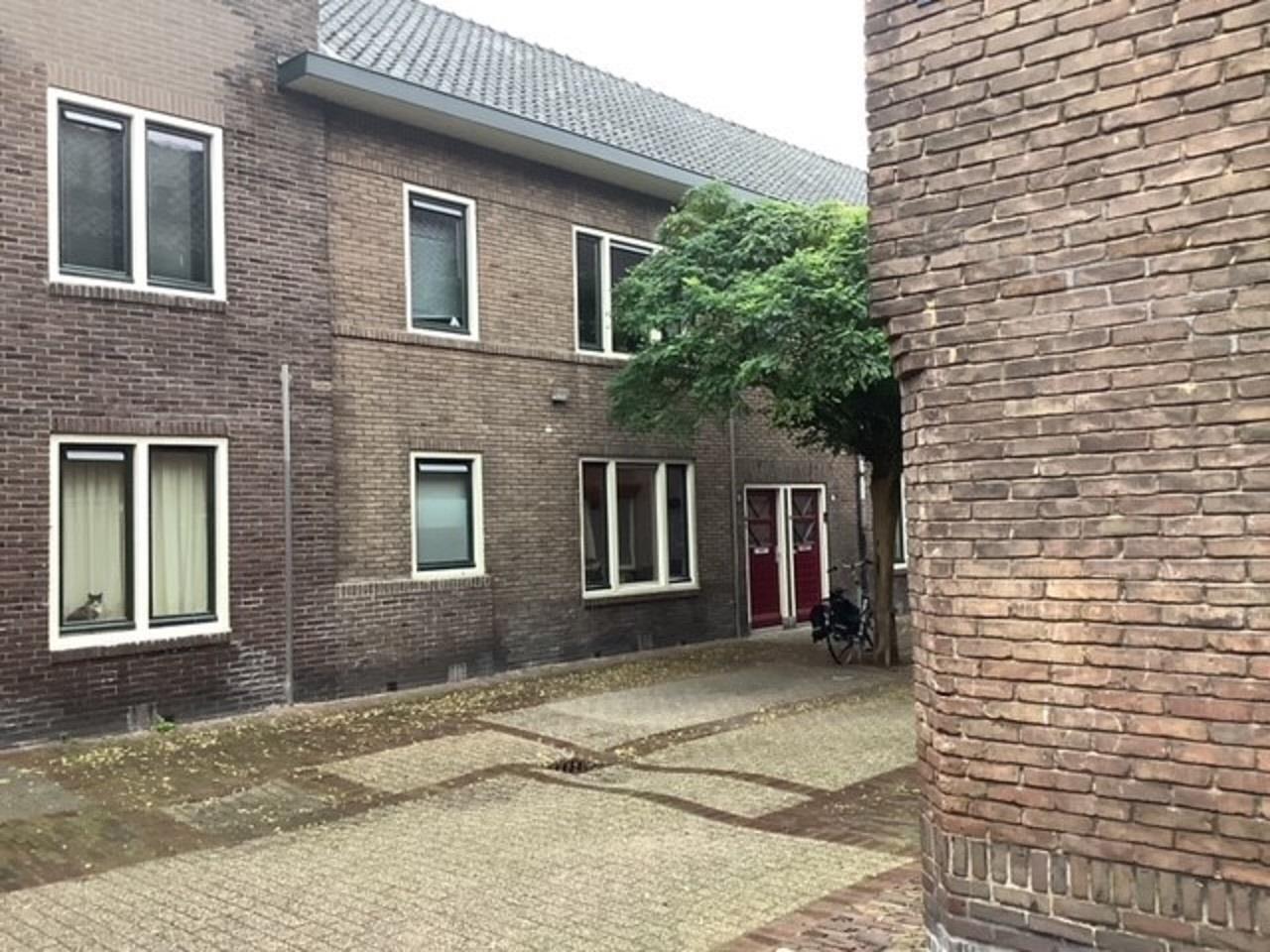 Kloosterstraat 27