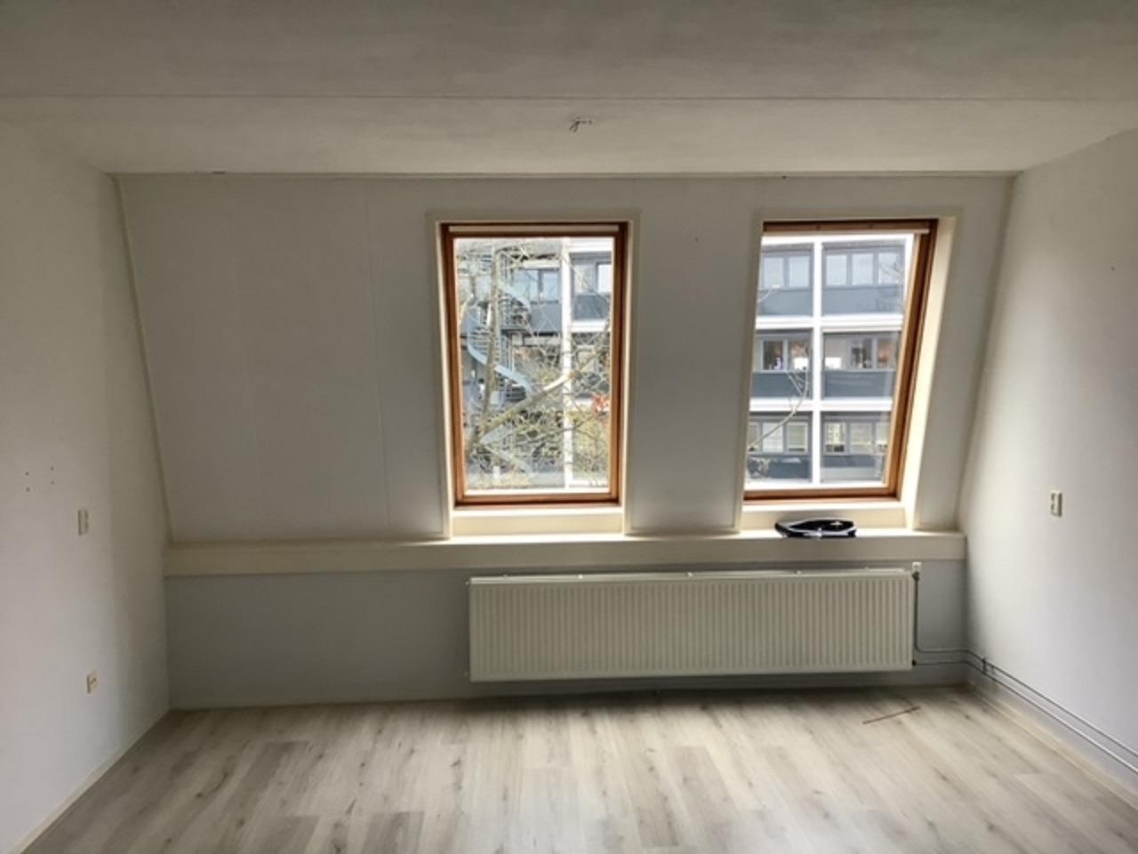 Barbarossastraat 28N