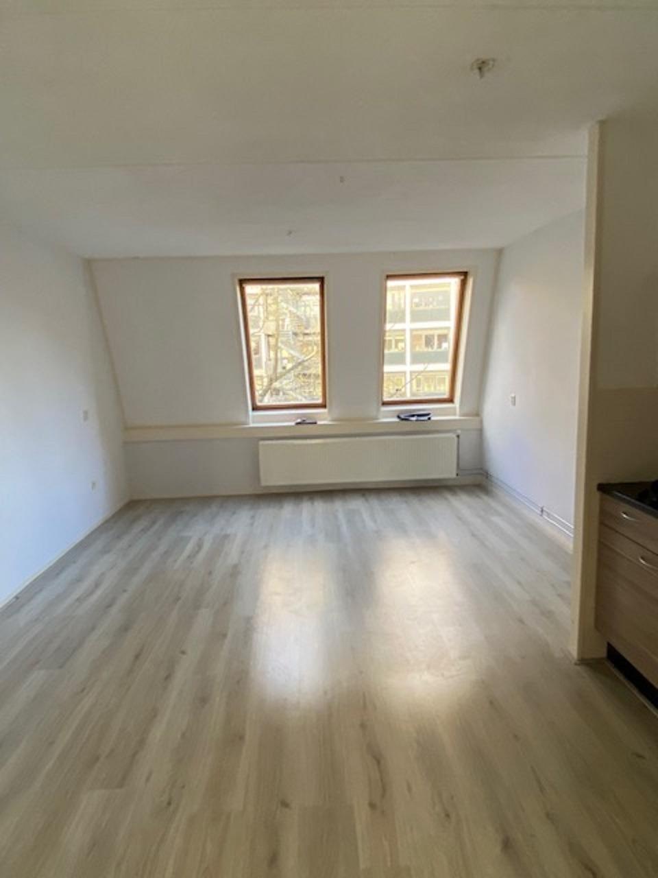 Barbarossastraat 28N