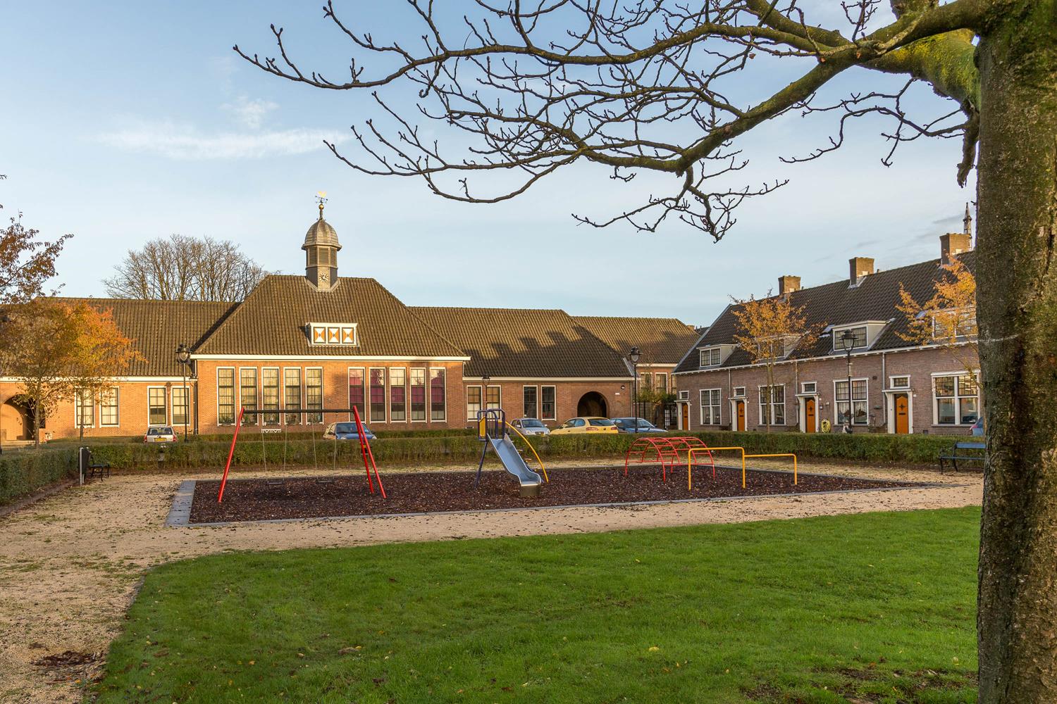 Van Verschuerplein 11