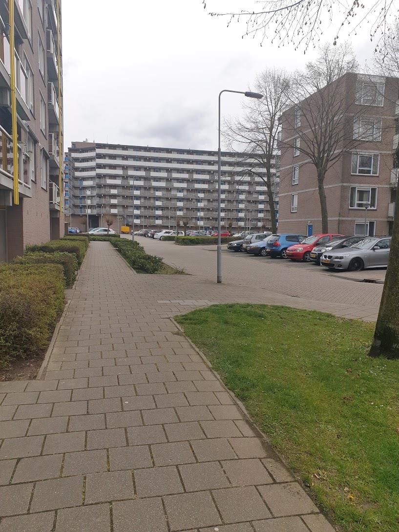 Kronenburgsingel 733