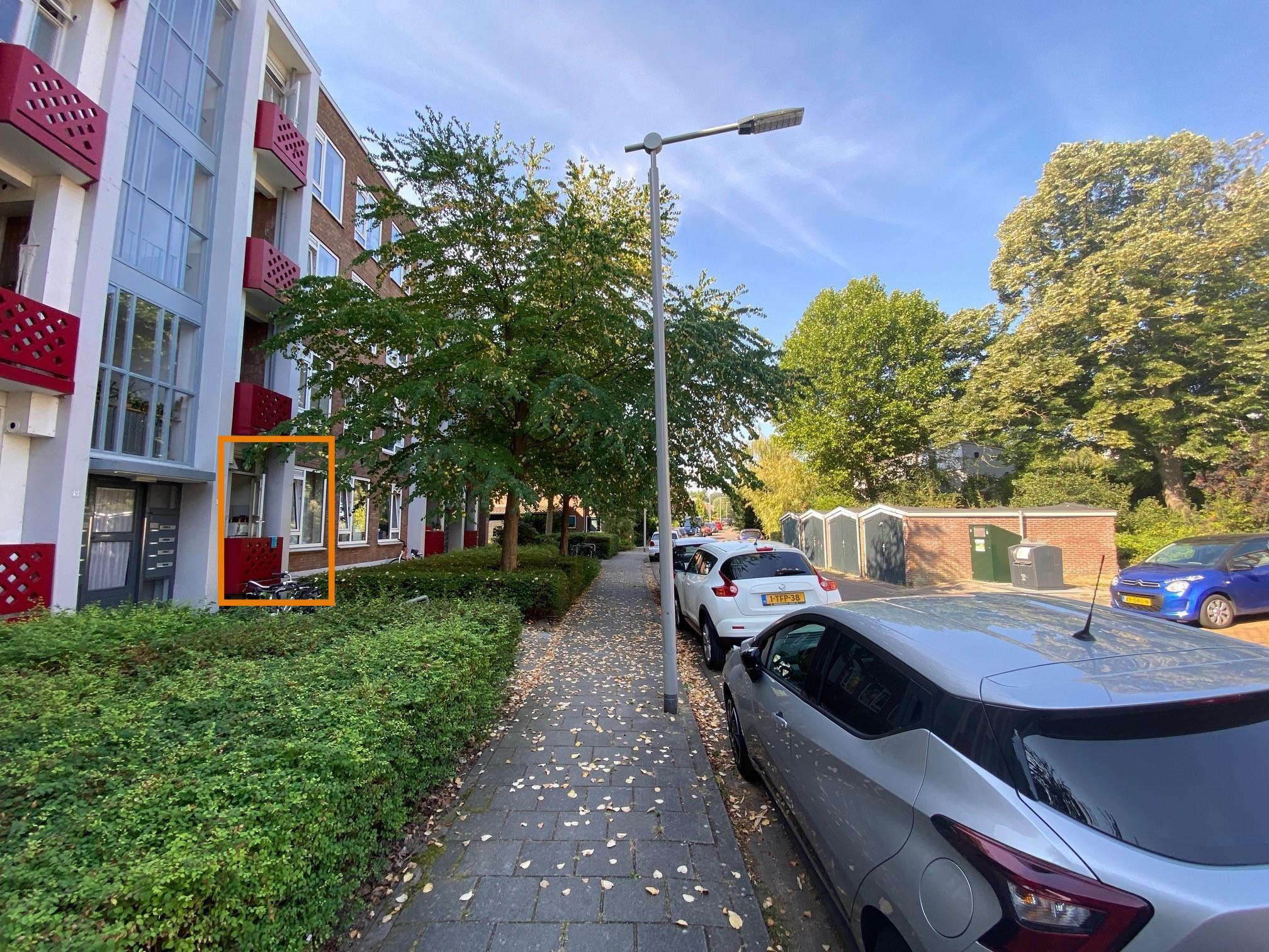 Pastoor van de Loolaan 111