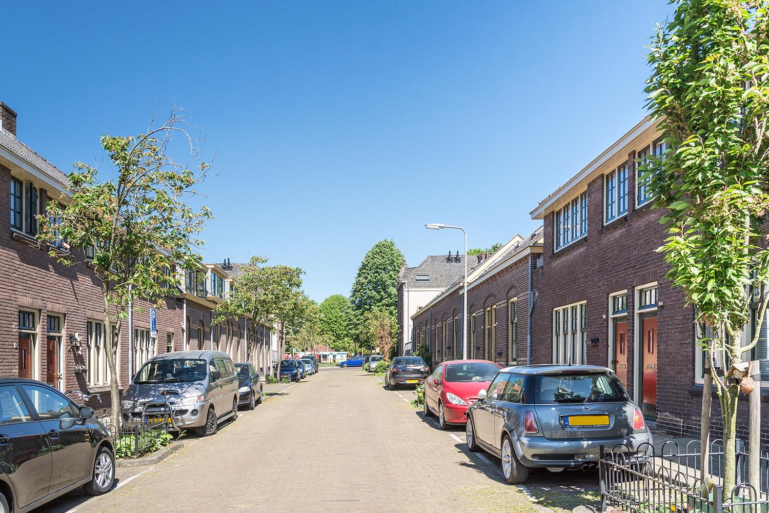 Warmoesstraat 2
