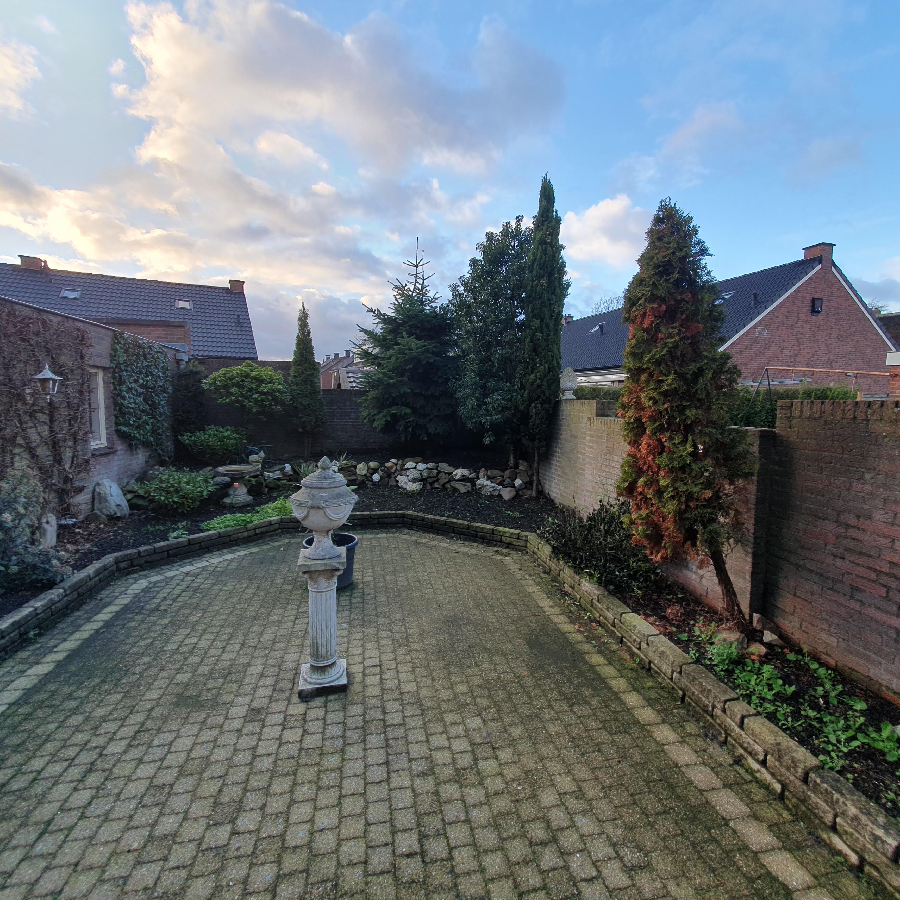 Graaf van Berghstraat 8