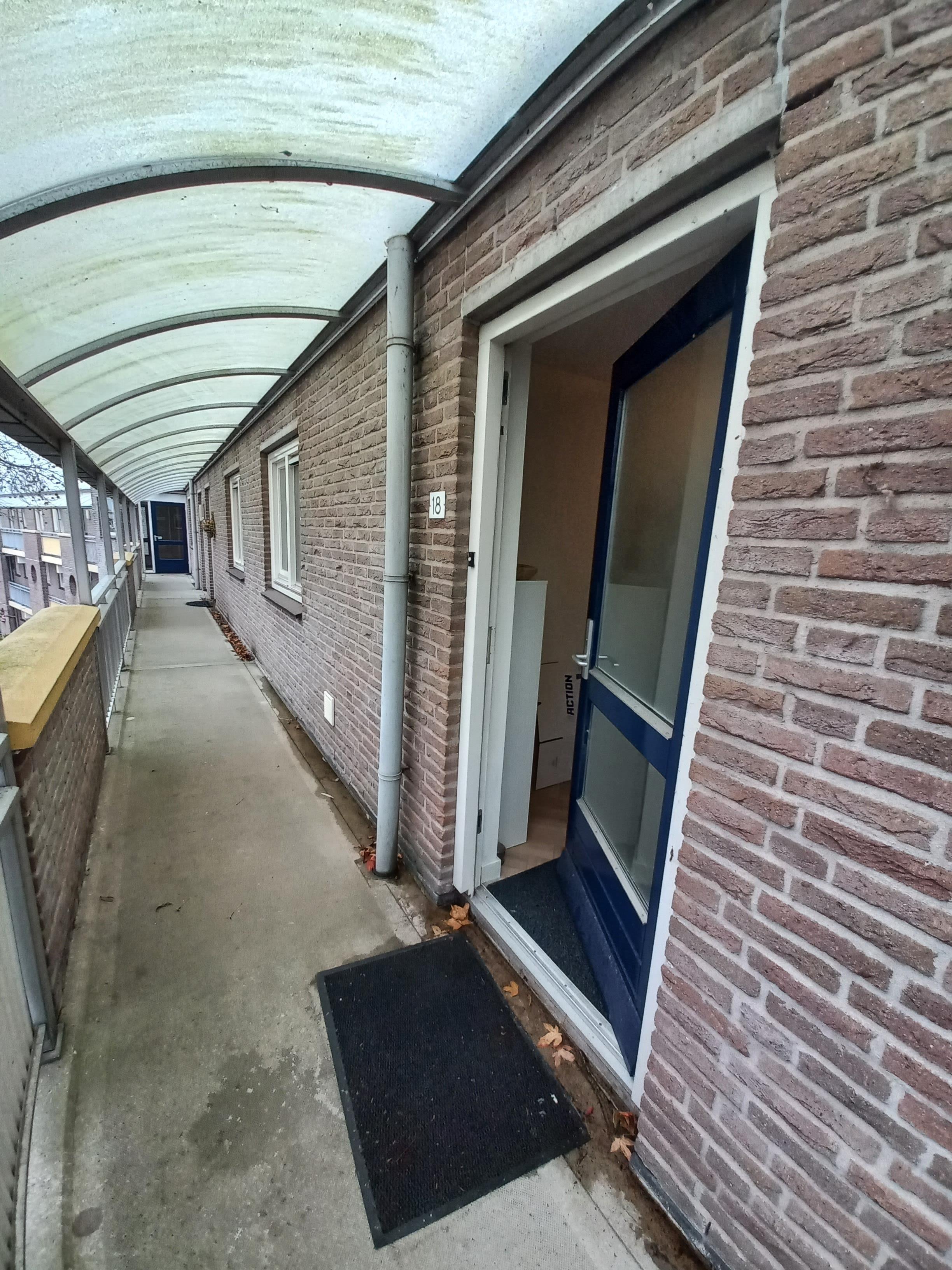 Van Doesburgpad 18