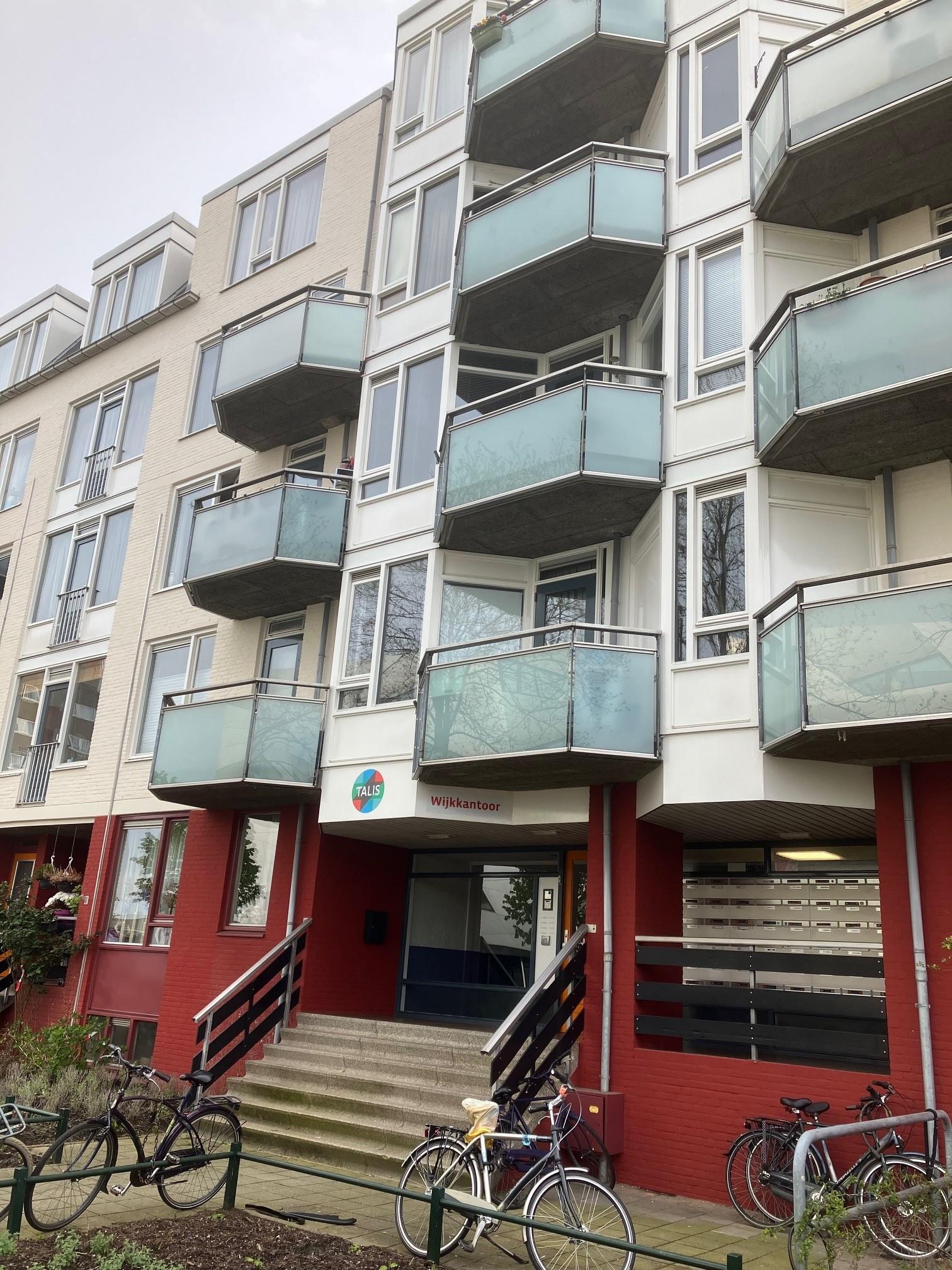 Van Diemerbroeckstraat 99