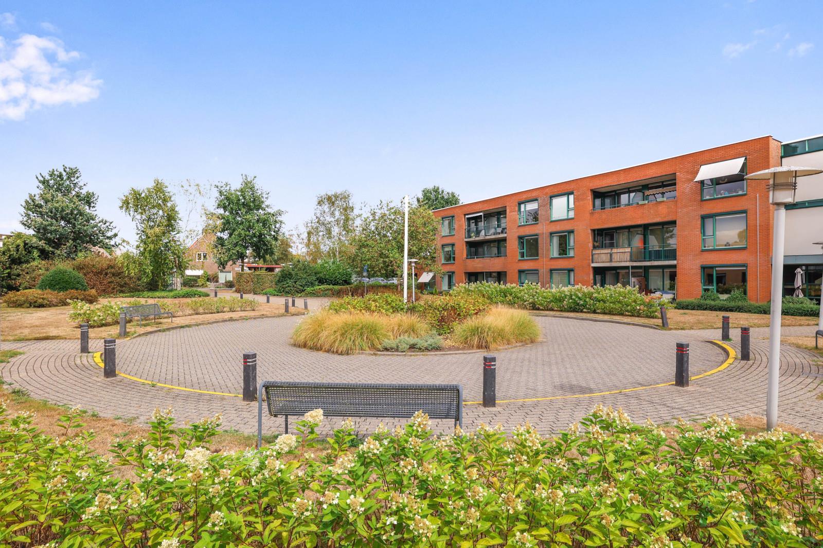 Worth Rhedenseweg 97