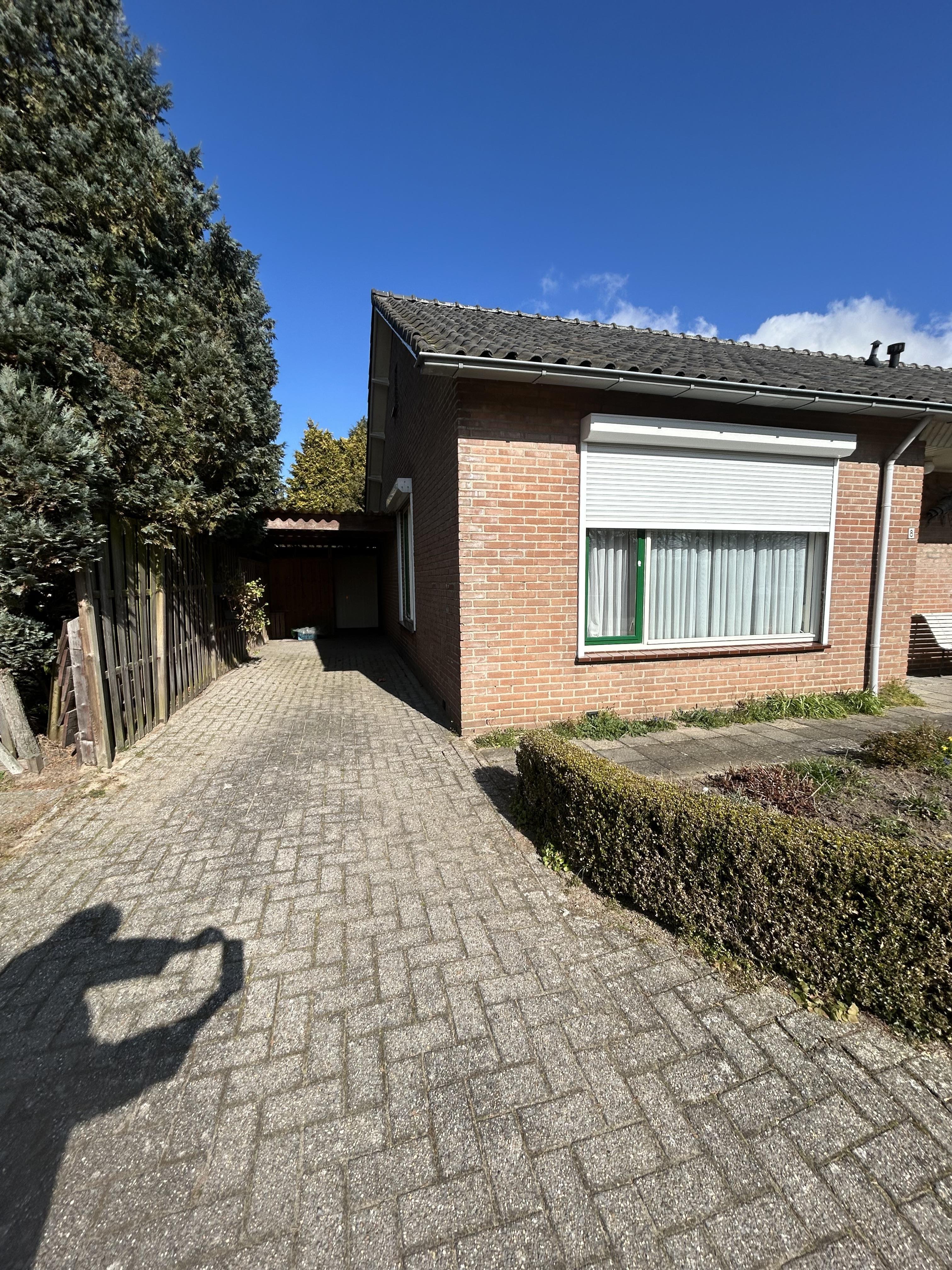 P. van Kuppenveldstraat 8