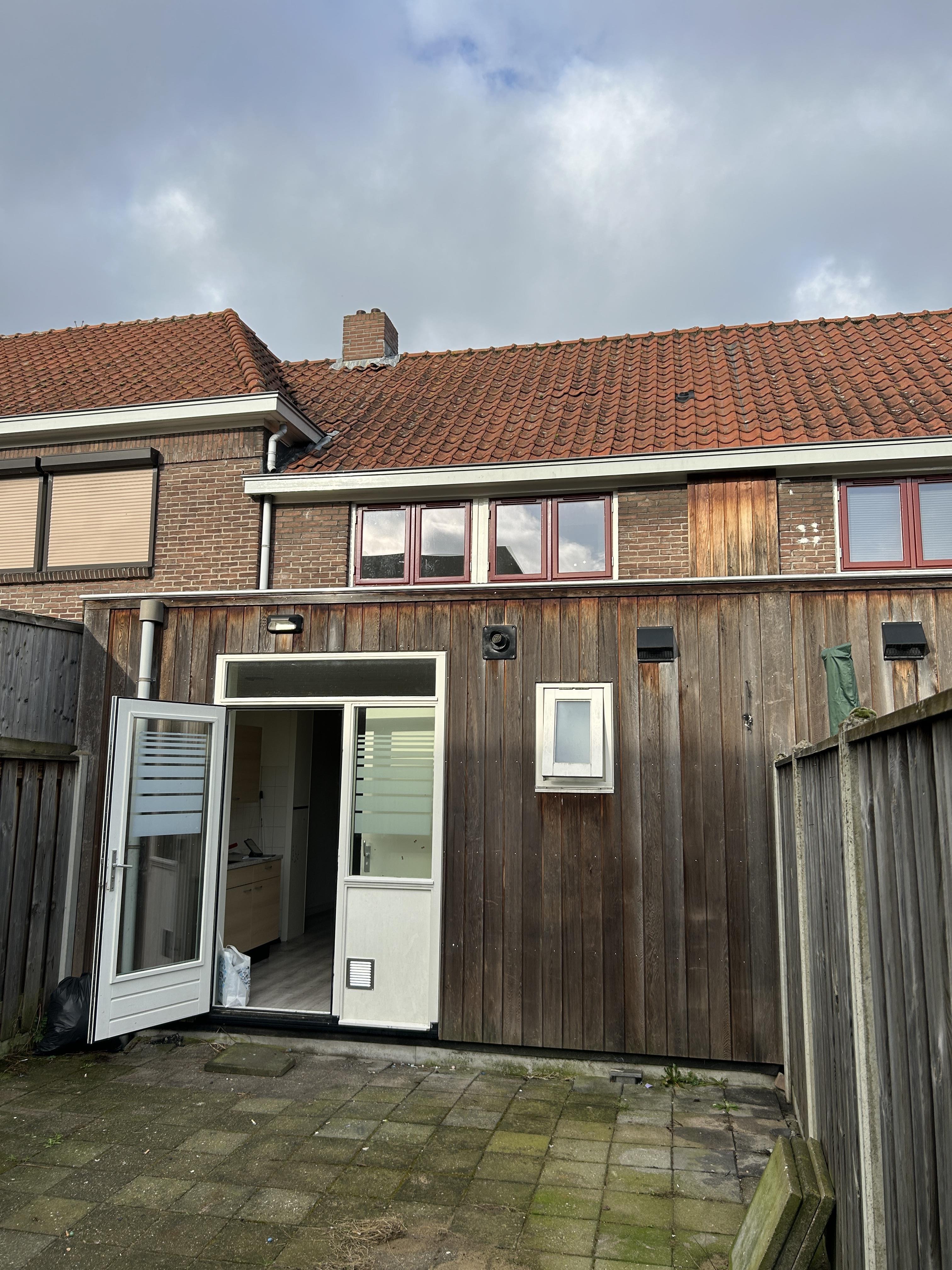 Pastoor Zegersstraat 16