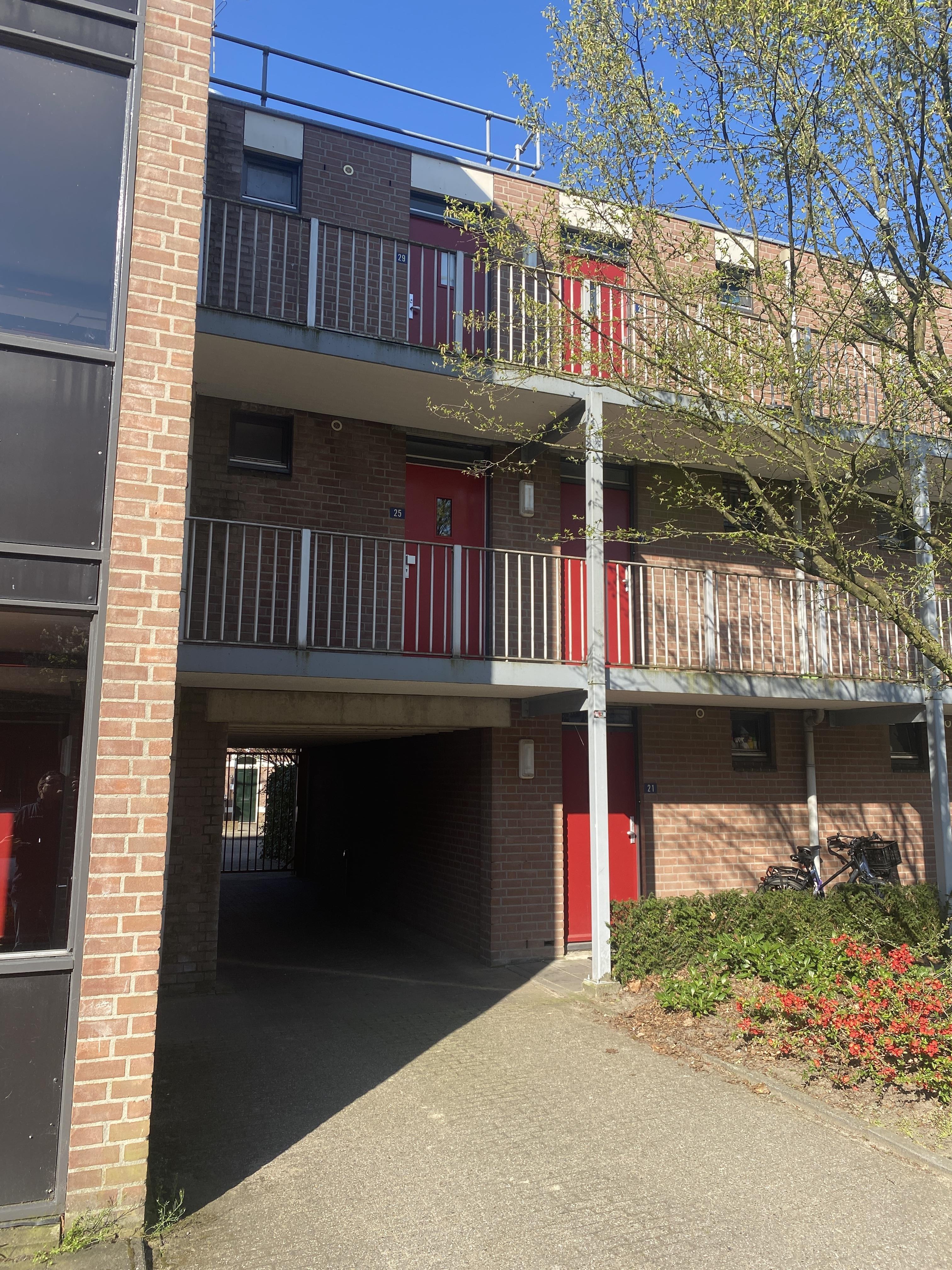 Groesbeeksedwarsweg 25, 6521 DA Nijmegen, Nederland
