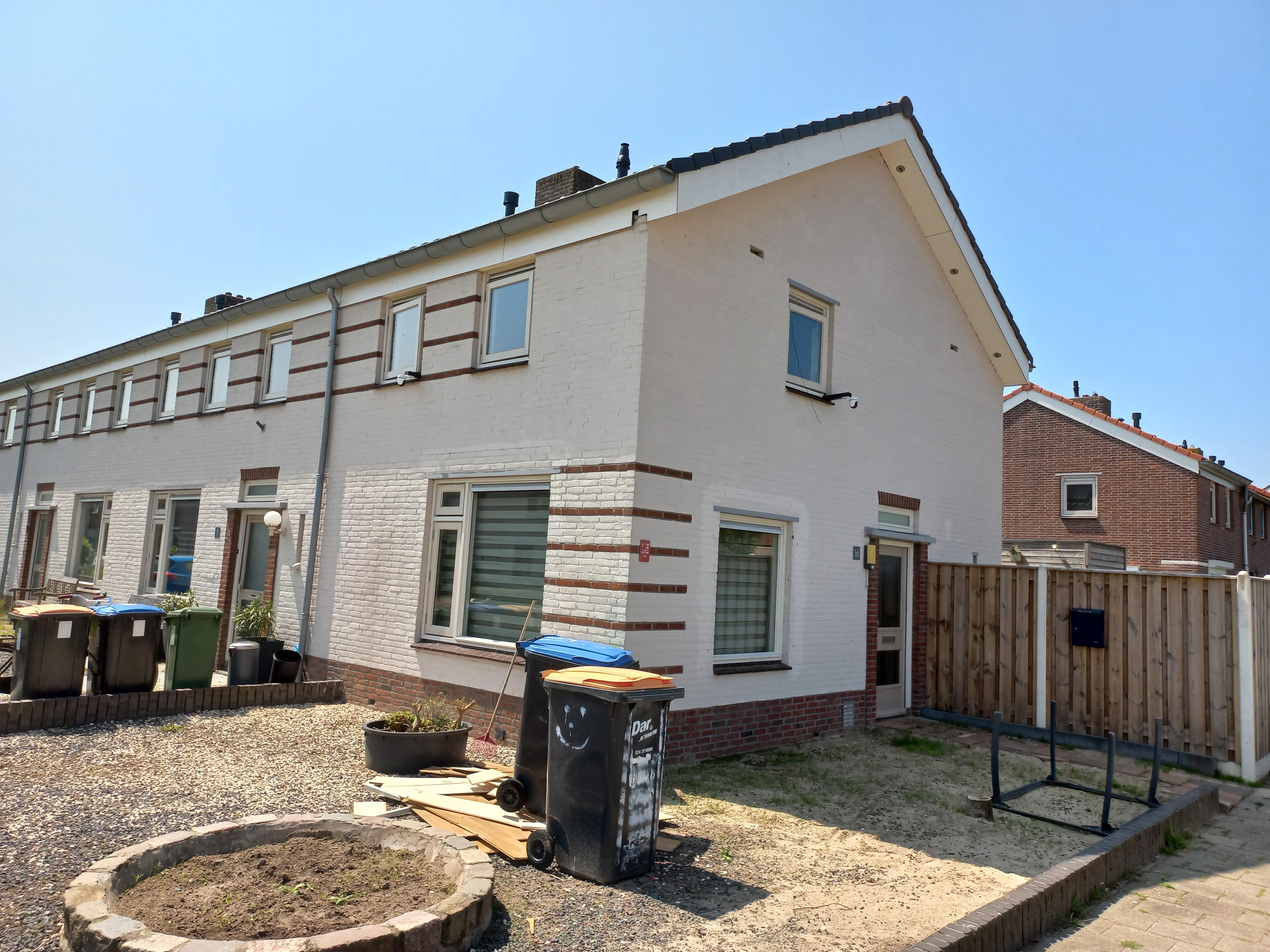 Elzenstraat 16, 6653 AX Deest, Nederland