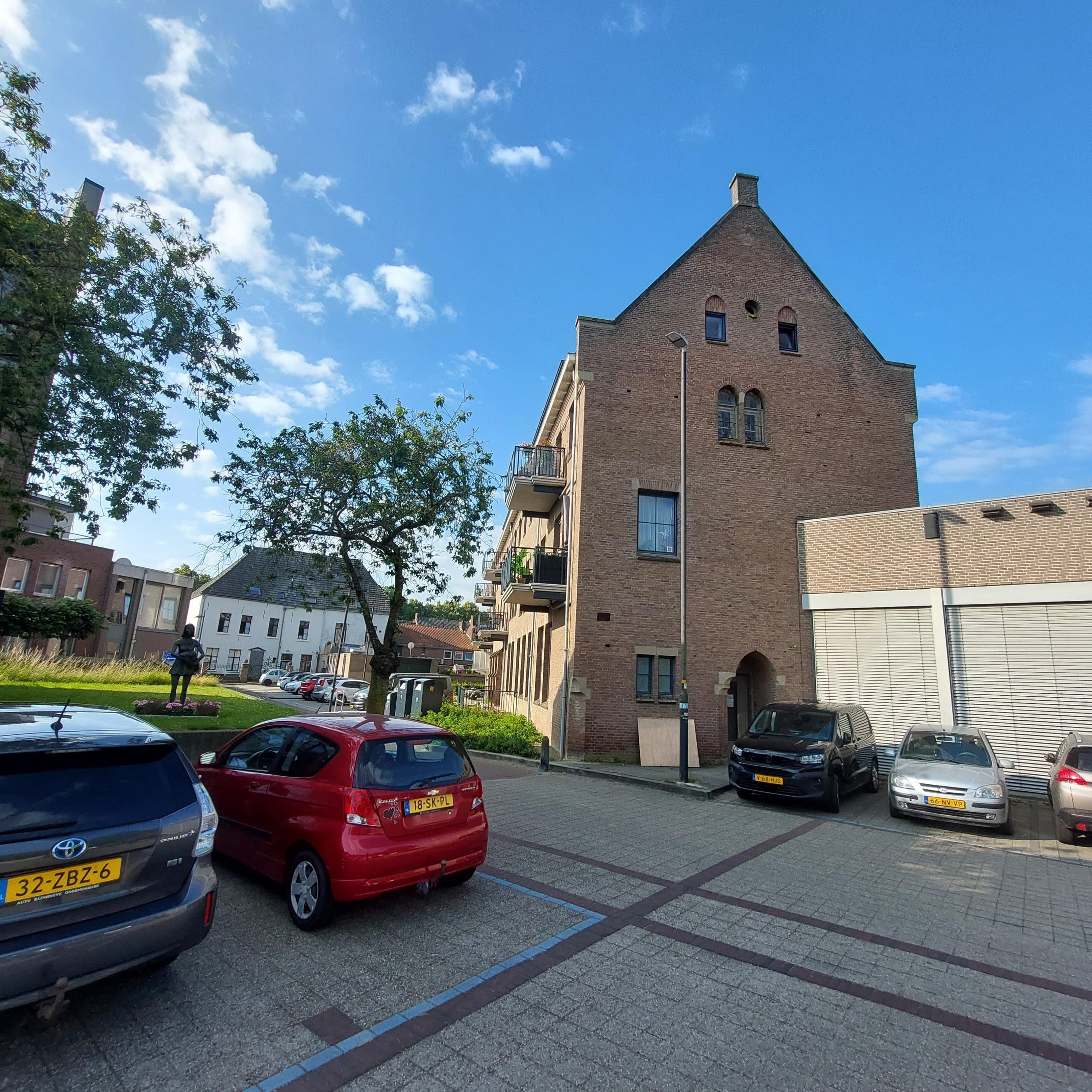 Raadhuisplein , 6851 Huissen, Nederland