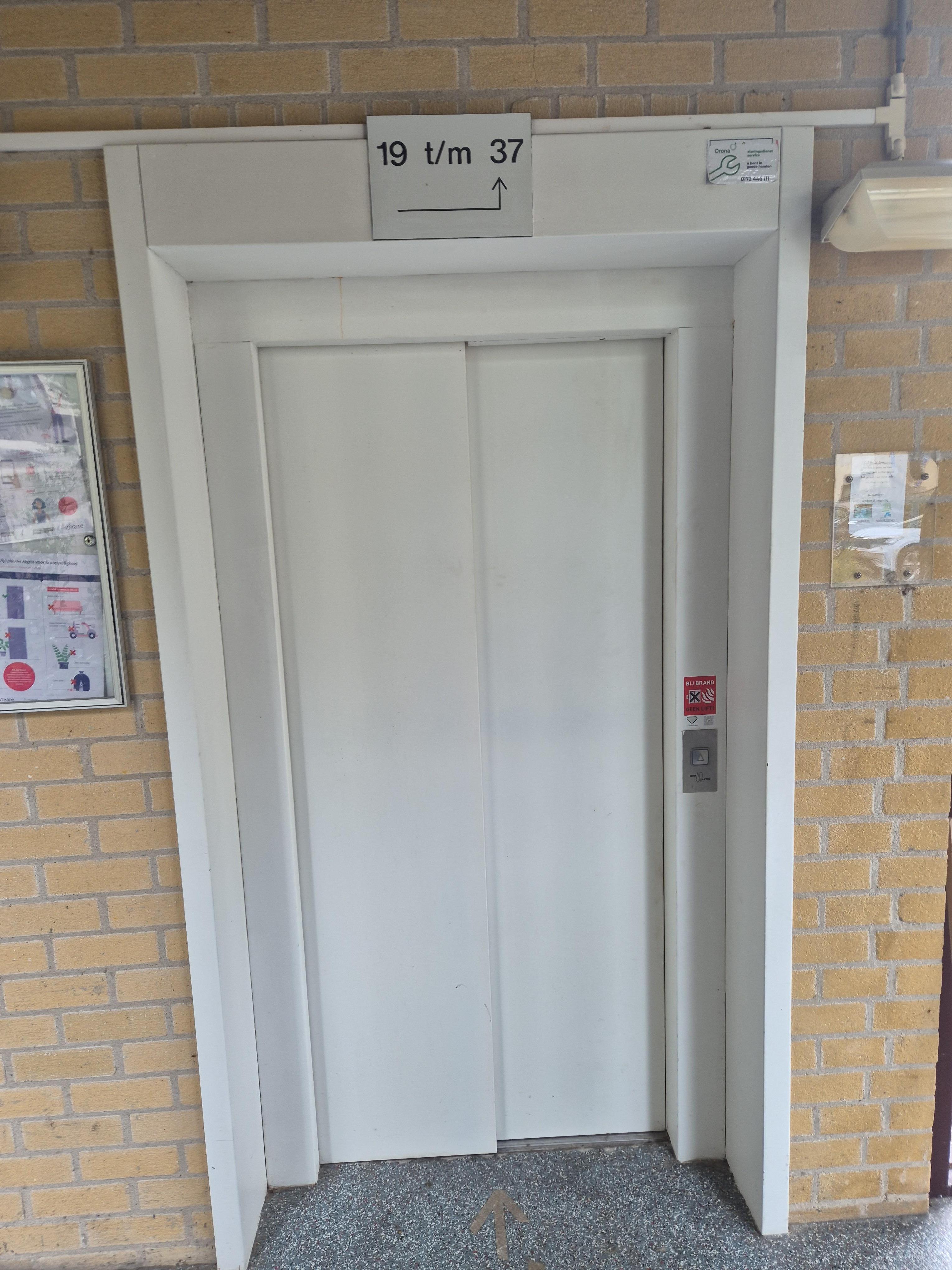 Suze Groenewegstraat 21