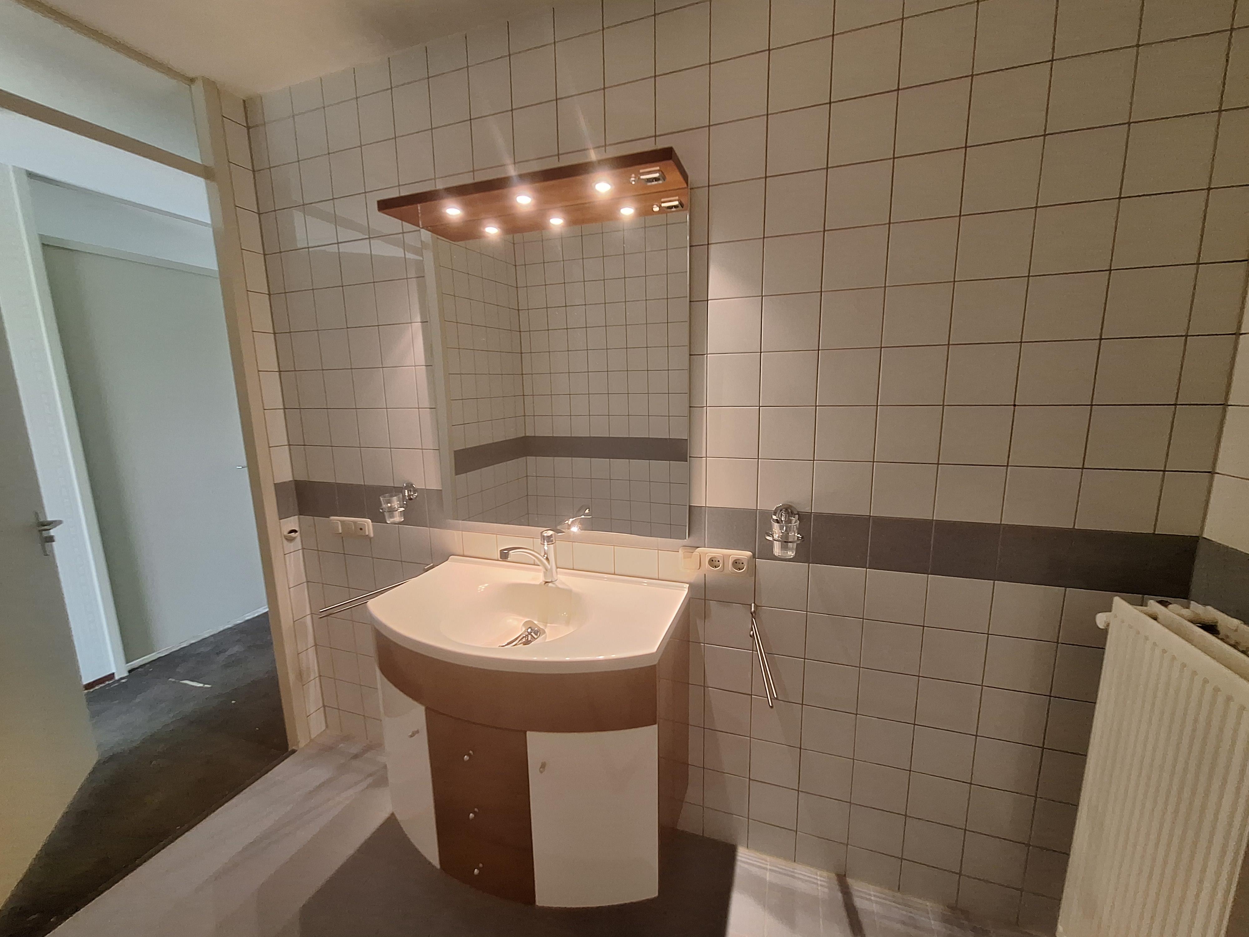 Slottuin 28
