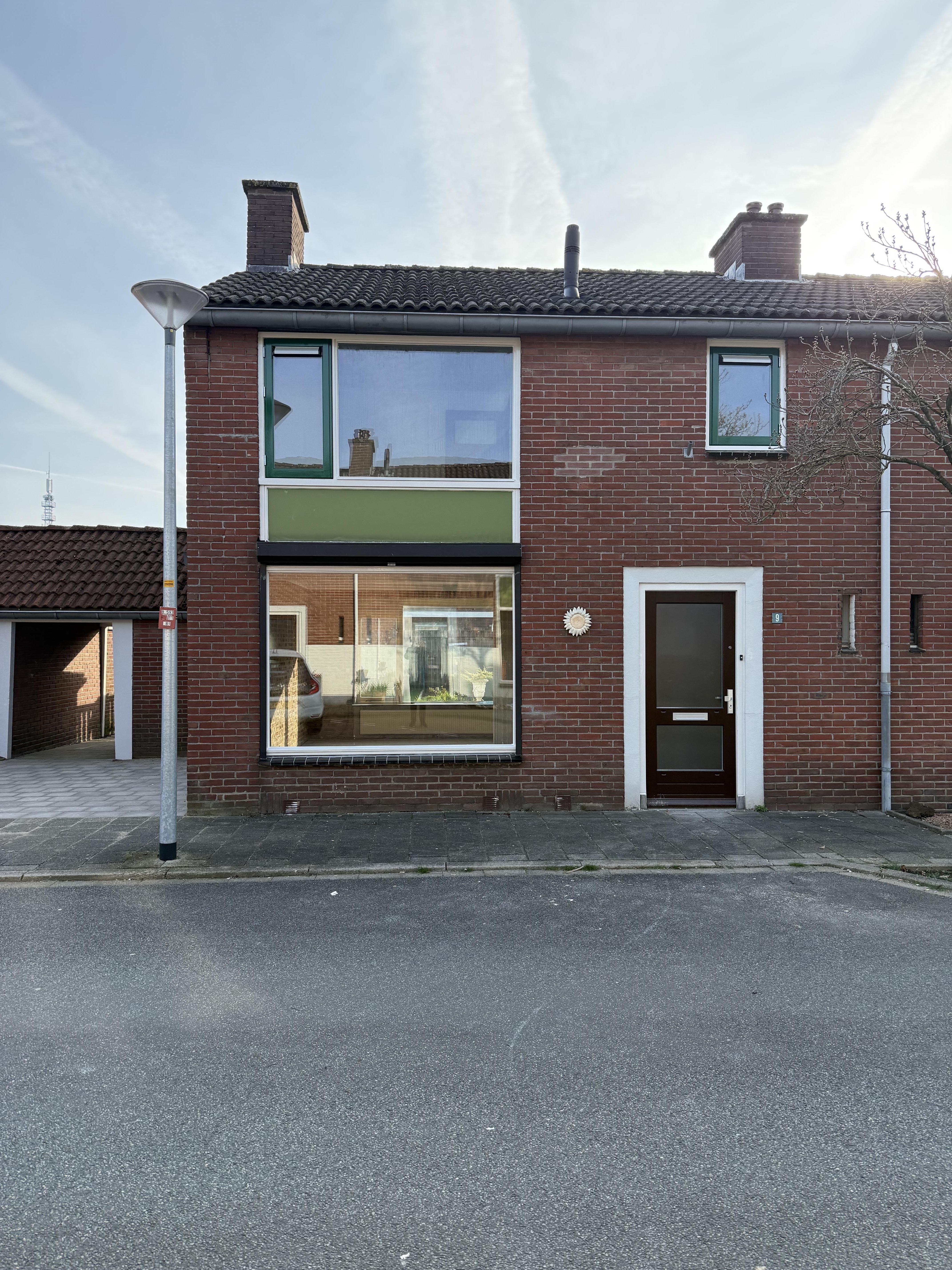 van de Loostraat 9, 6901 BN Zevenaar, Nederland