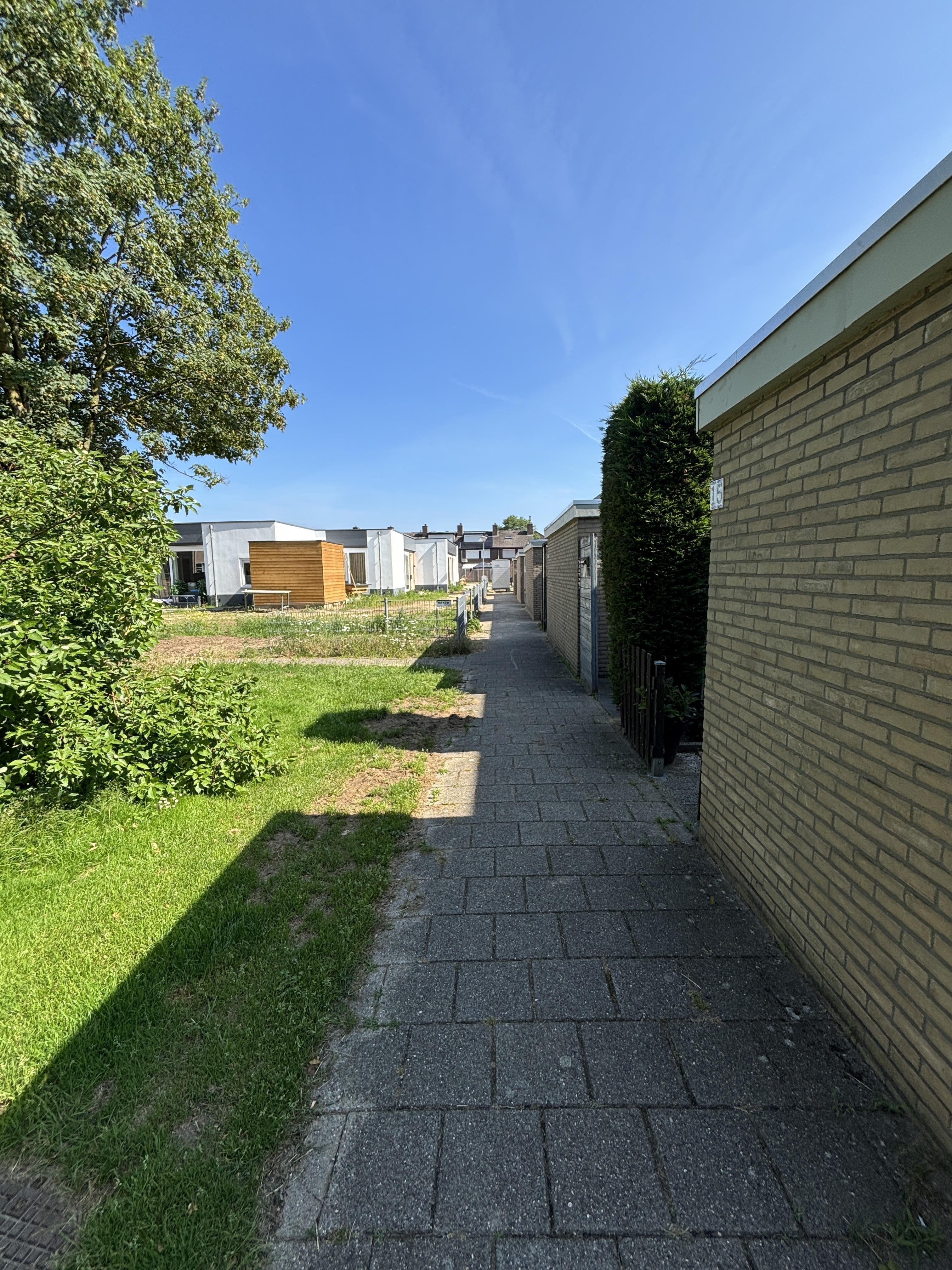 Vrouwenslag 15