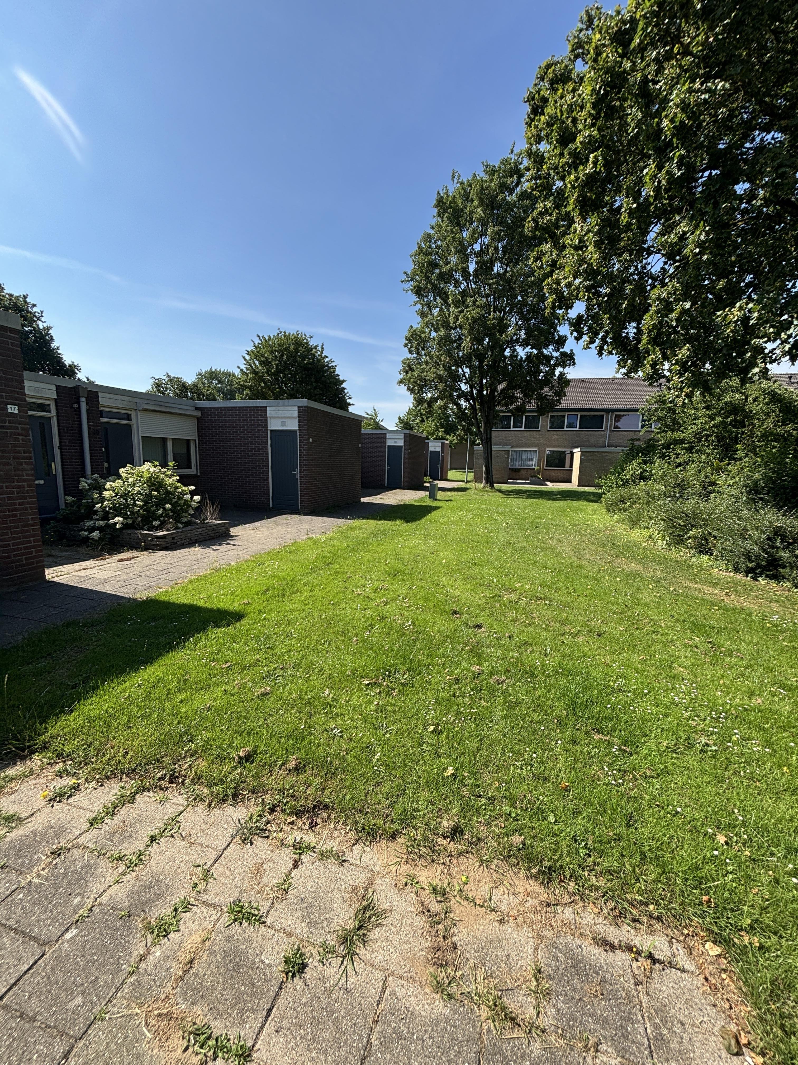 Vrouwenslag 15
