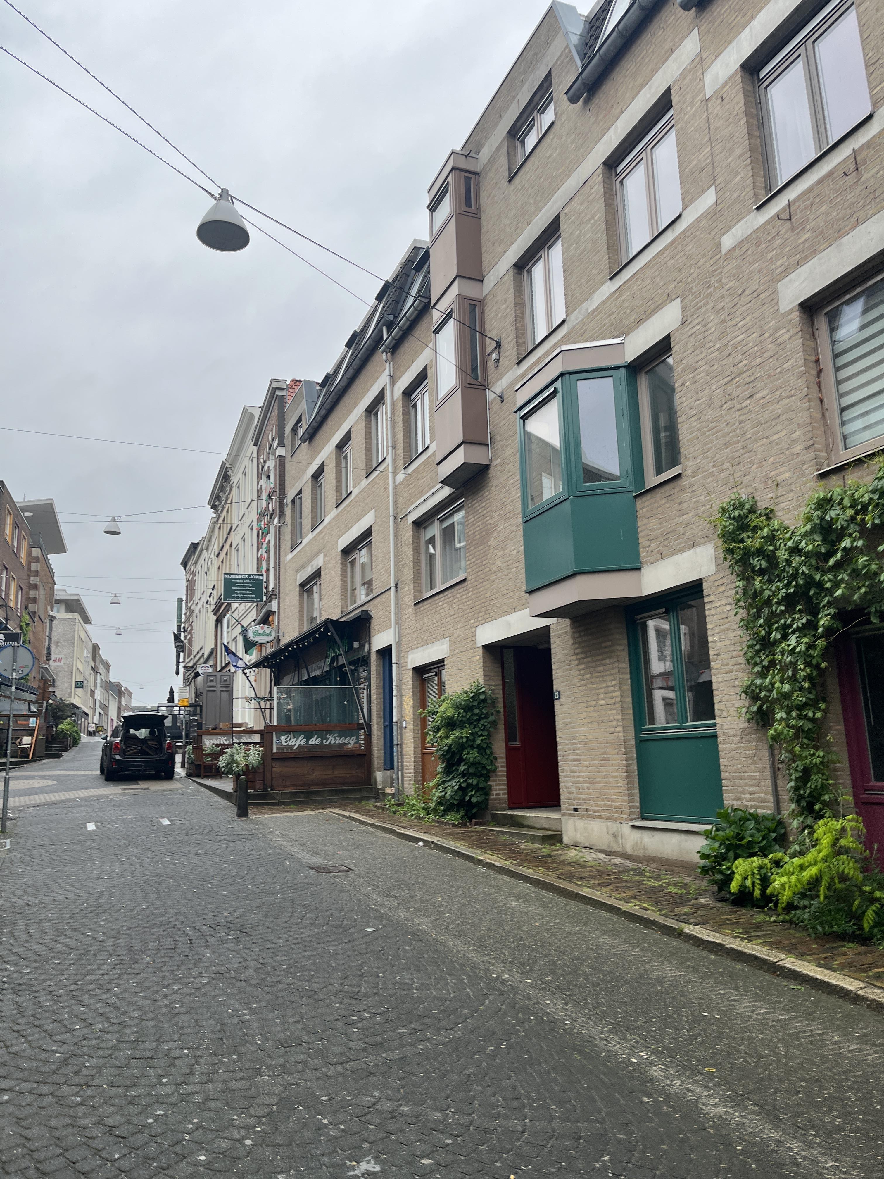 Grotestraat 21