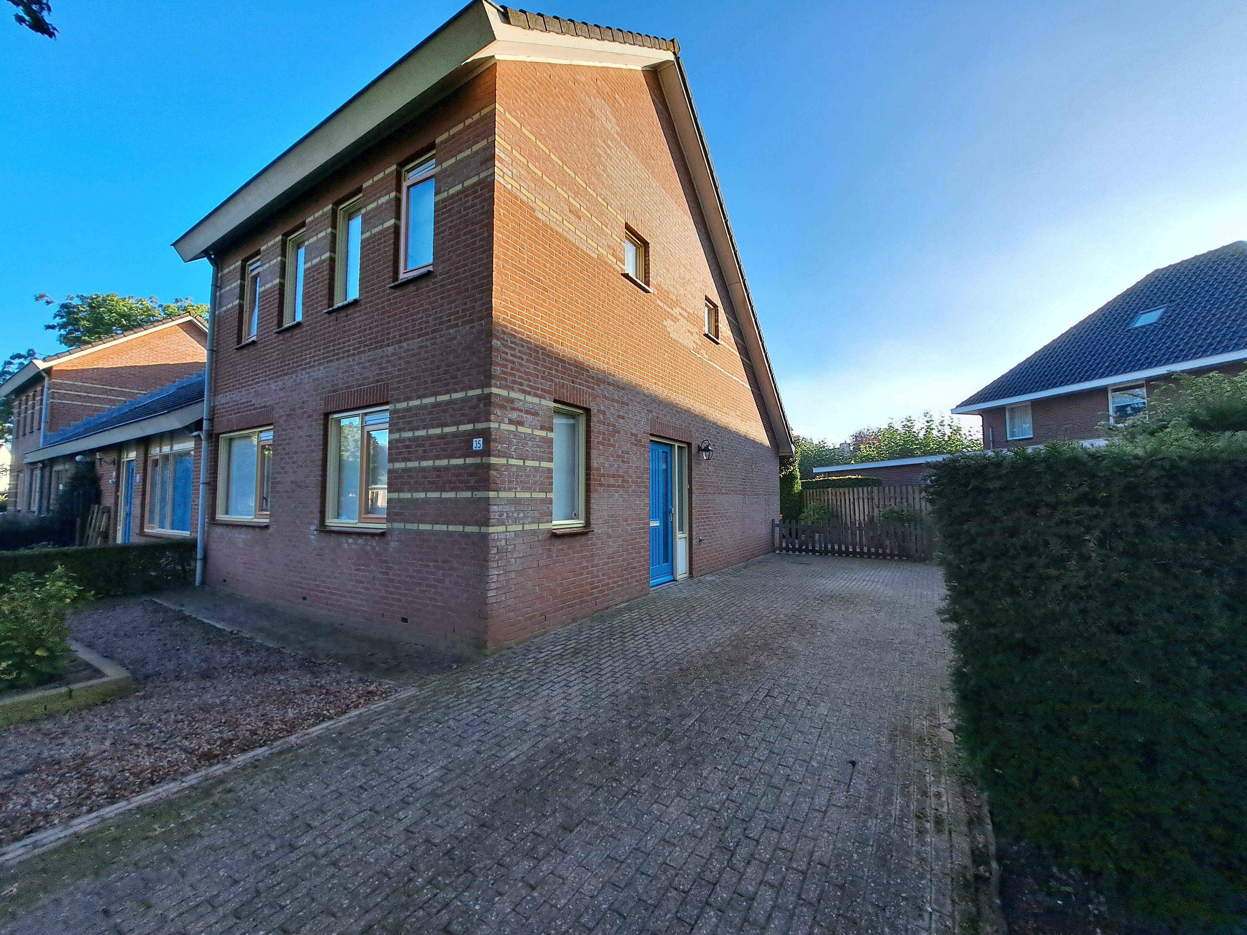 Esdoornpark 35, 6642 CC Beuningen, Nederland