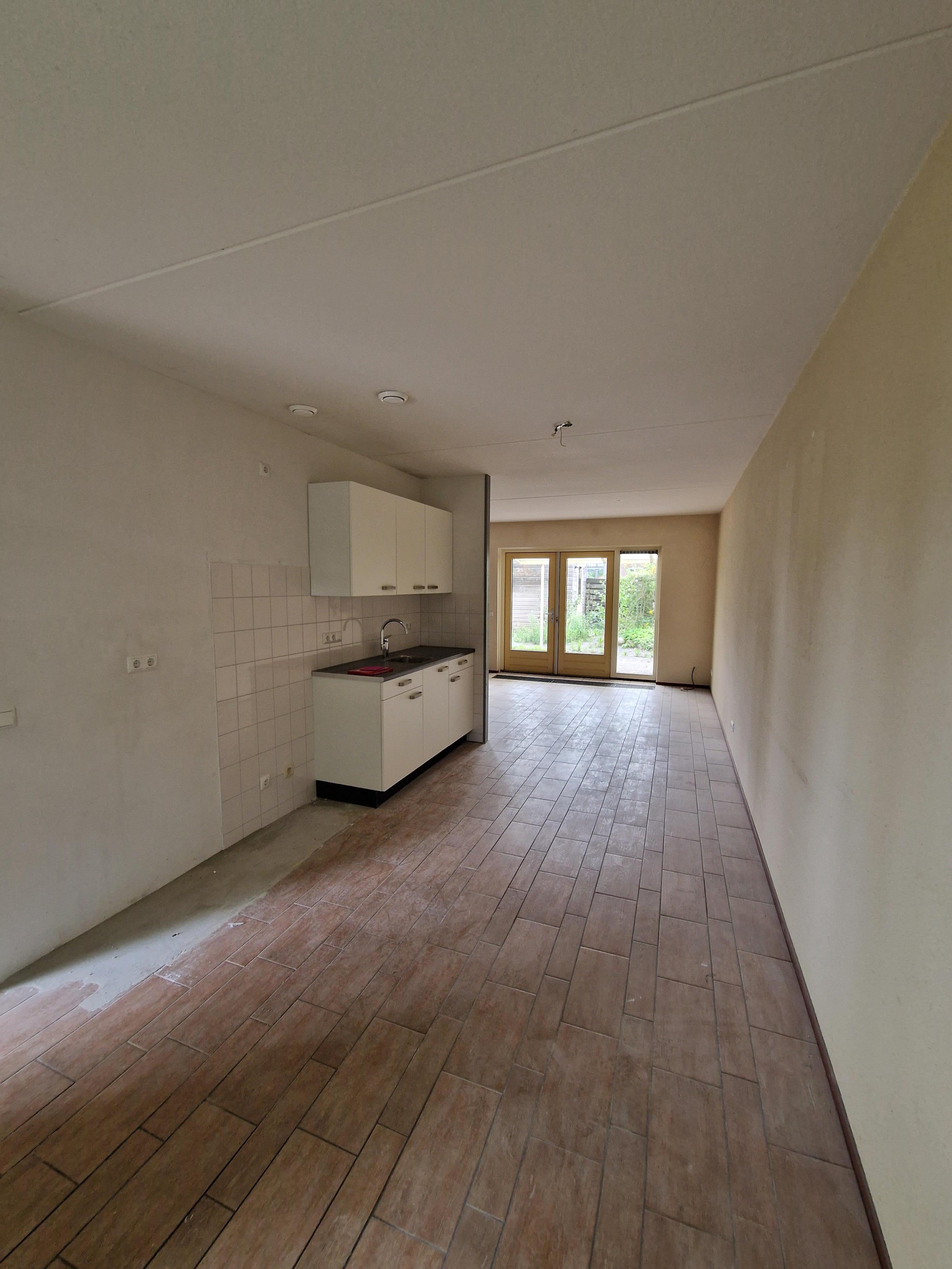 De Ruyterstraat 25