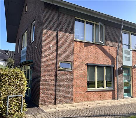 Vicarie 46, Overbetuwe